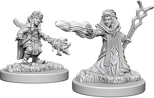 Dungeons & Dragons - Miniatures - W06 Female Gnome Wizard